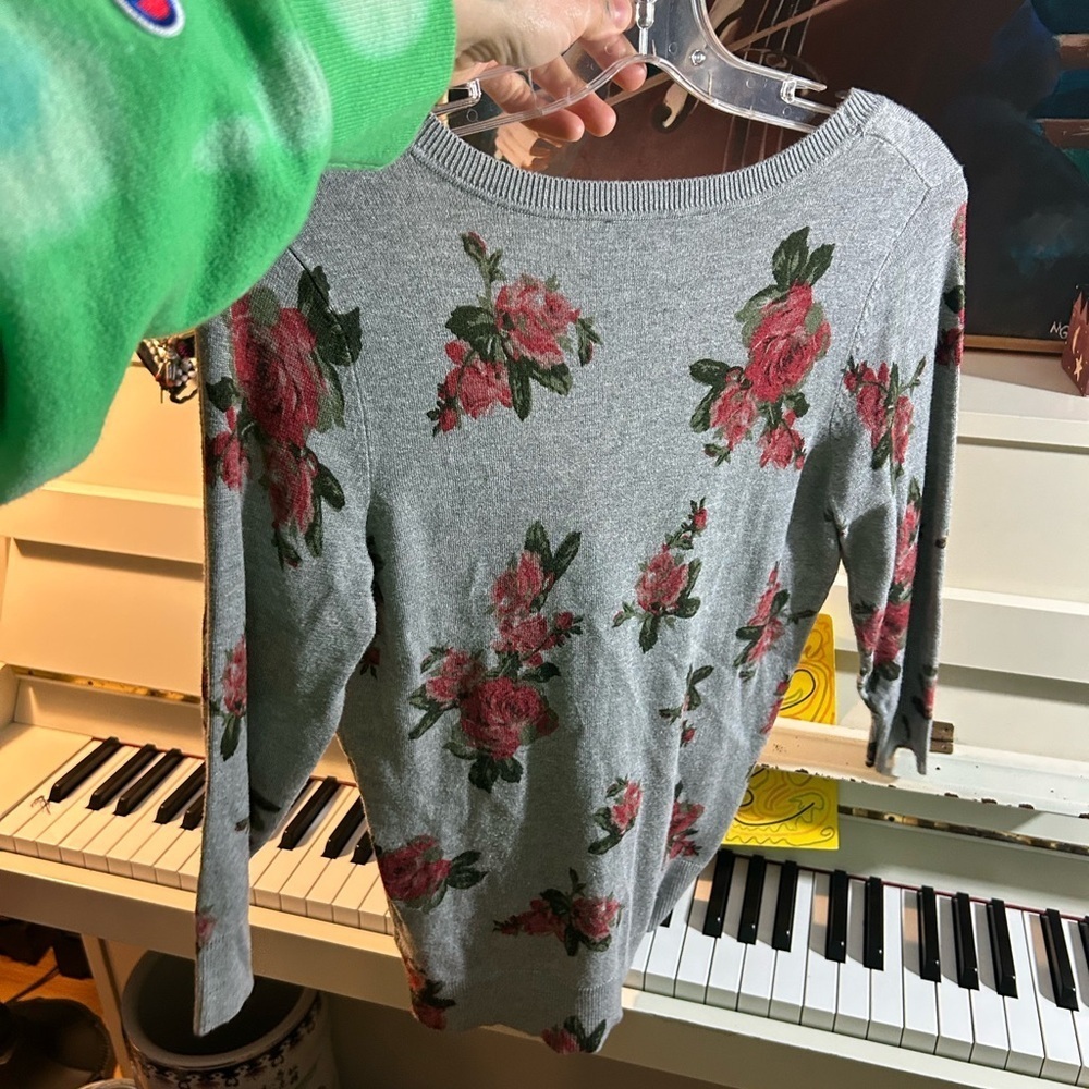 Ricki’s Gray Floral Cardigan Women’s XS Button Front Fairy Goth Preppy Sweater - Picture 12 of 12